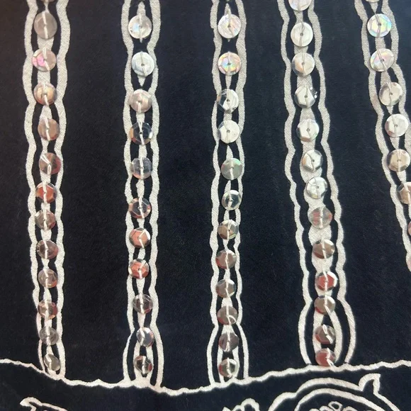 Black and White Patterned Skirt-Midi-One size fits most with tie waist - Picture 4 of 7